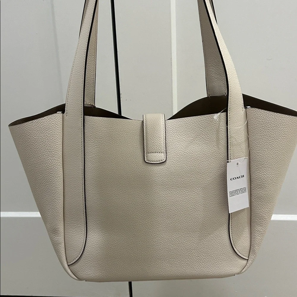 Coach (NWT) Hadley Turnlock Tote Bag - Picture 9 of 17
